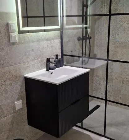 Apartment Duzy Orania Prywatny Ogrod Taras Lezaki Grill Hustawka Gdansk