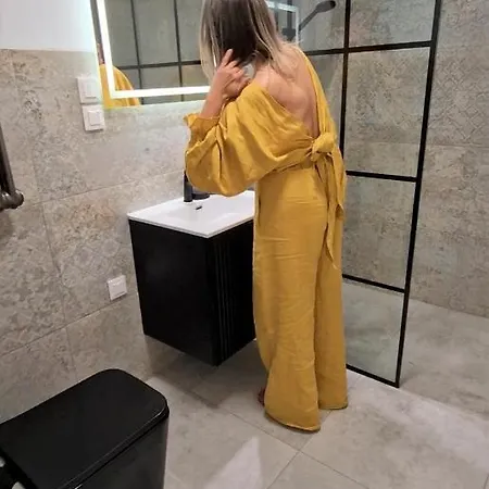 Apartment Duzy Orania Prywatny Ogrod Taras Lezaki Grill Hustawka